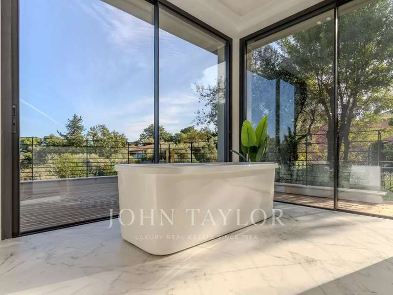 Villa Mougins - 6 chambres - 420m²