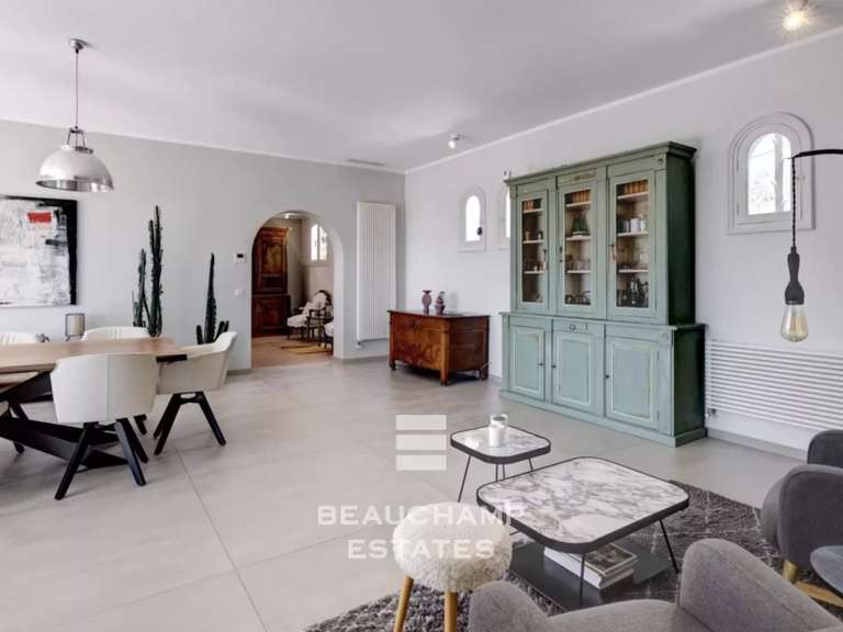 Villa with Sea view Mougins - 5 bedrooms - 258m²
