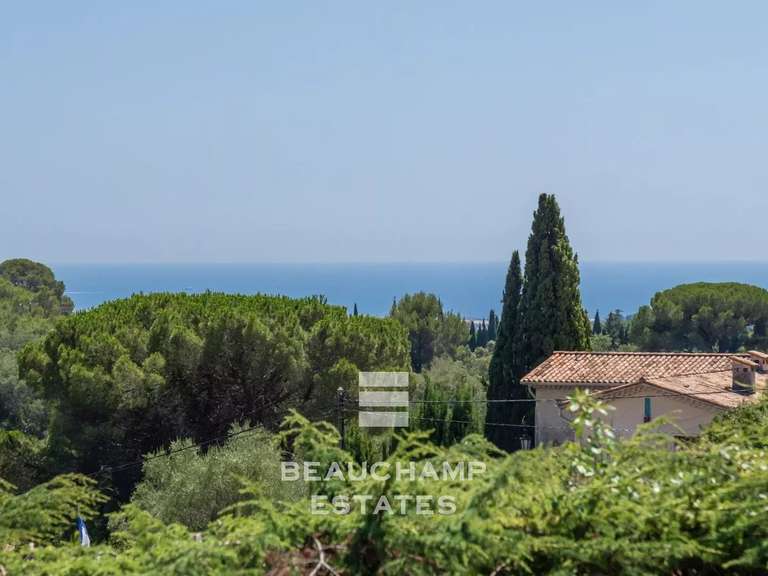 Villa with Sea view Mougins - 5 bedrooms - 258m²
