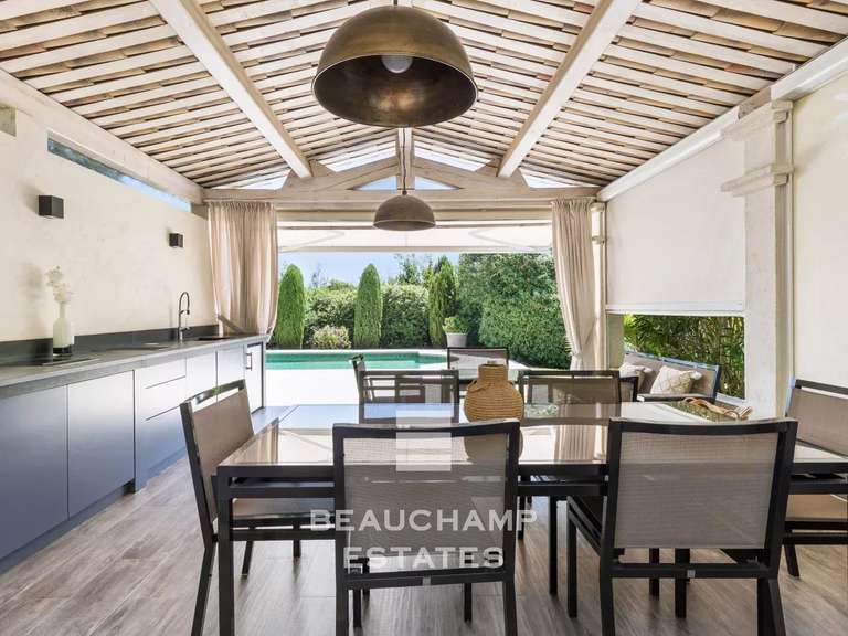 Villa with Sea view Mougins - 5 bedrooms - 258m²
