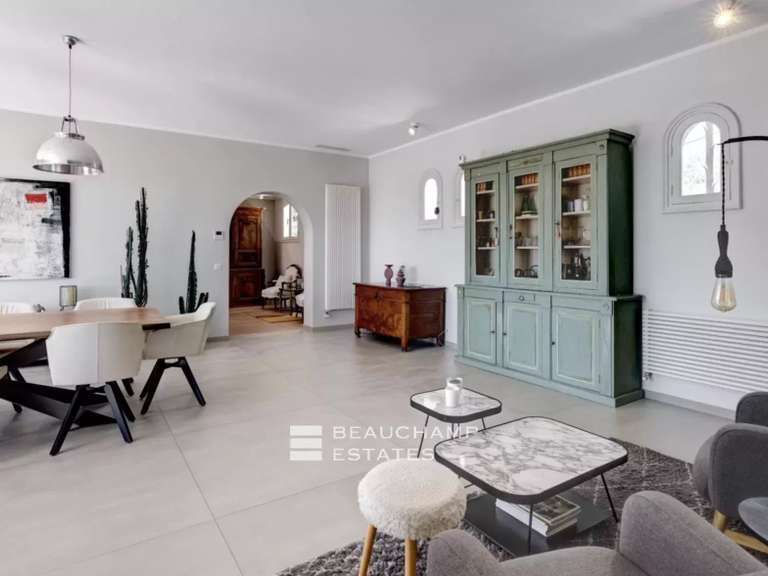 Villa with Sea view Mougins - 5 bedrooms - 258m²