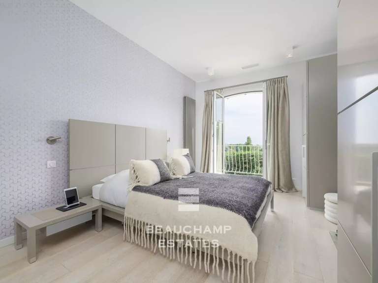 Villa with Sea view Mougins - 5 bedrooms - 258m²