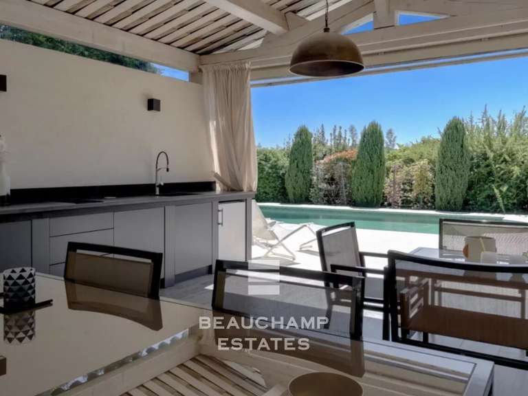 Villa with Sea view Mougins - 5 bedrooms - 258m²