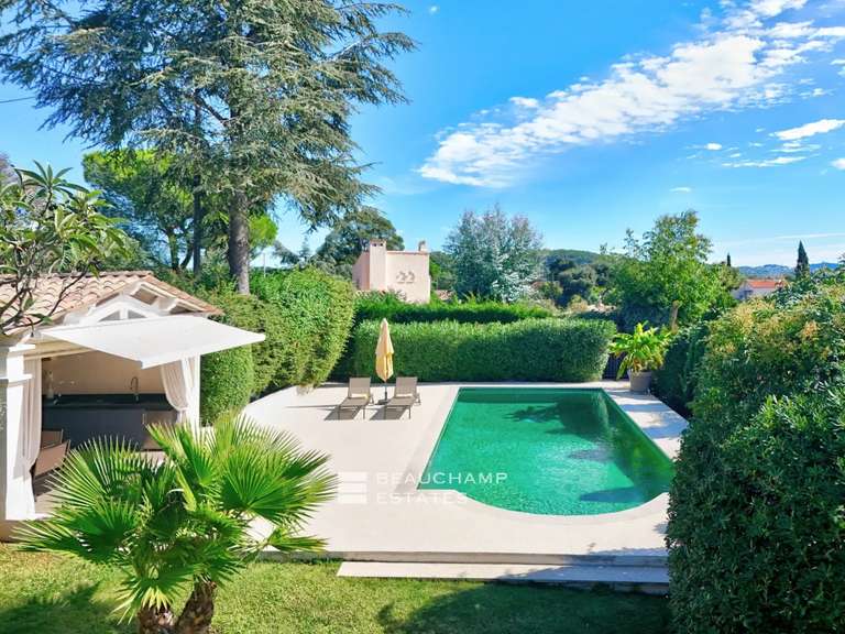 Villa with Sea view Mougins - 5 bedrooms - 258m²