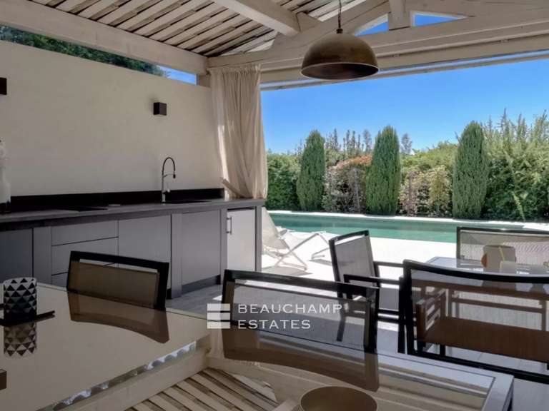 Villa with Sea view Mougins - 5 bedrooms - 258m²