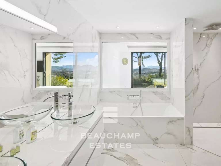 Villa with Sea view Mougins - 5 bedrooms - 389m²