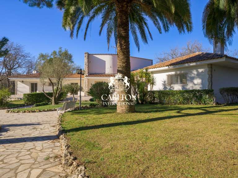 Villa Mougins - 7 chambres - 474m²