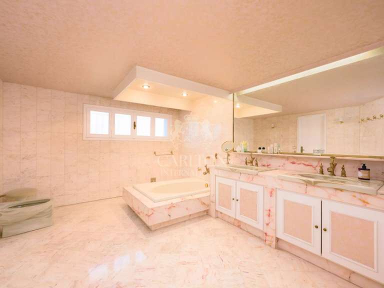 Villa Mougins - 7 bedrooms - 474m²