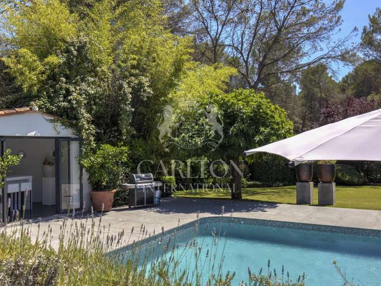 Villa Mougins - 5 bedrooms - 277m²