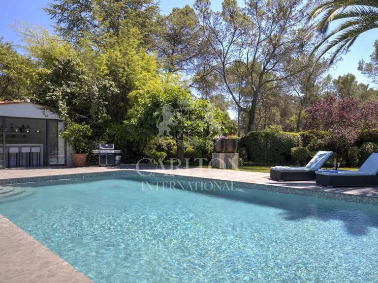 Villa Mougins - 5 bedrooms - 277m²