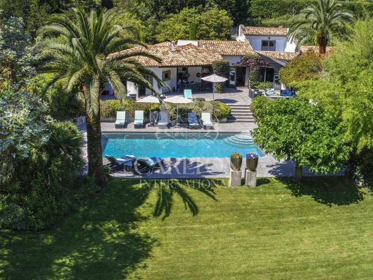 Villa Mougins - 5 bedrooms - 277m²