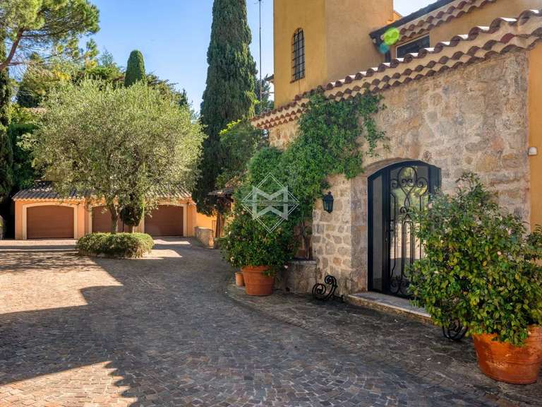 Villa Mougins - 13 bedrooms - 9683m²