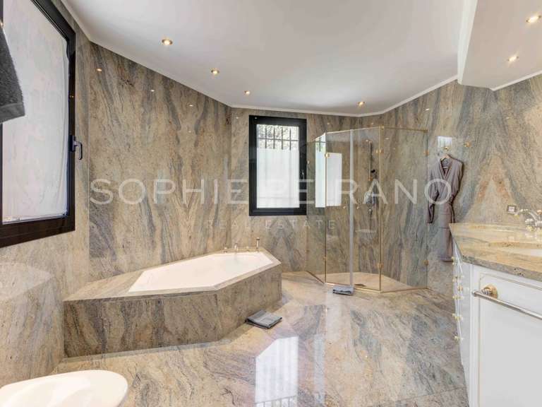 Villa Mougins - 6 chambres - 784m²