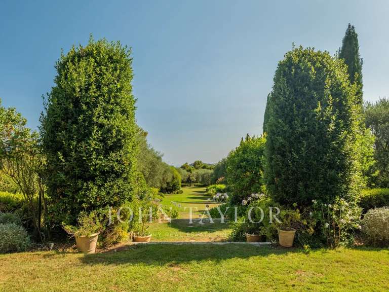 Villa Mougins - 11 chambres - 801m²