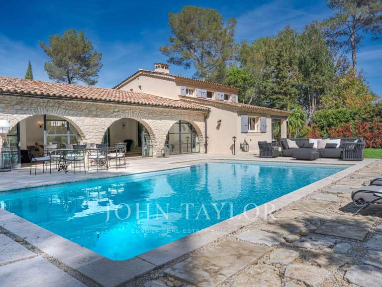 Villa Mougins - 4 bedrooms - 250m²