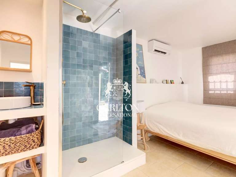 Villa Mougins - 5 bedrooms - 168m²