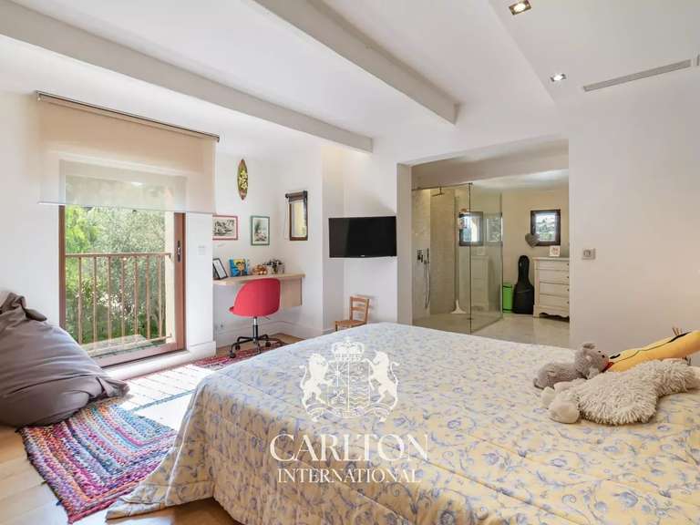 Villa Mougins - 5 bedrooms - 263m²