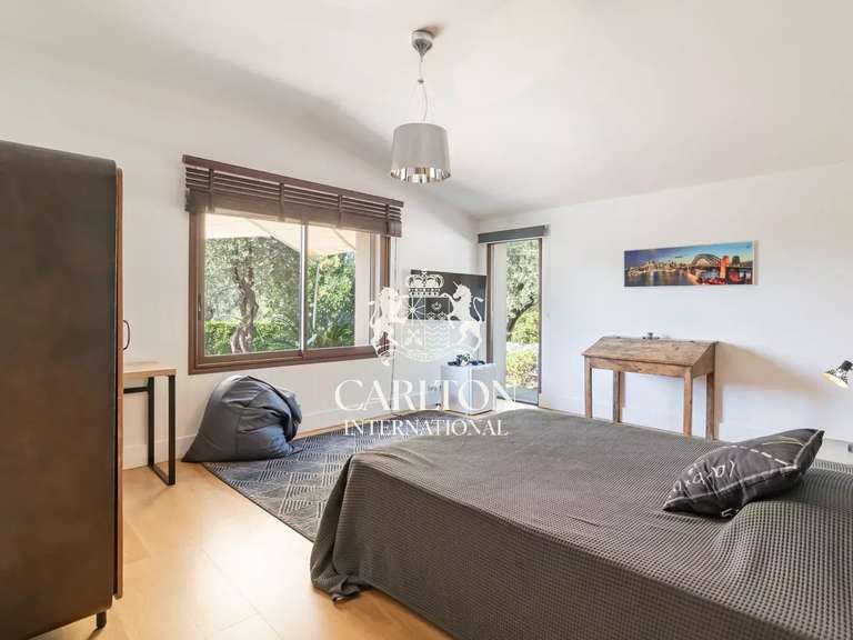 Villa Mougins - 5 bedrooms - 263m²