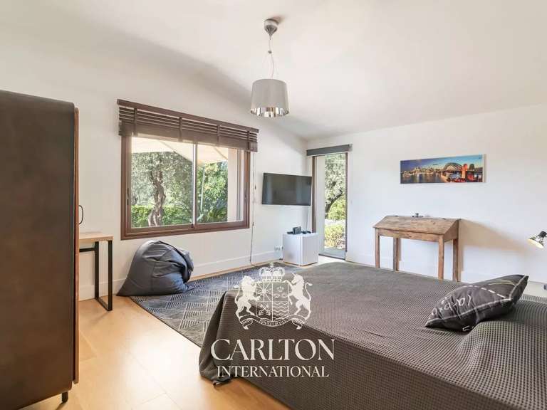 Villa Mougins - 5 bedrooms - 263m²