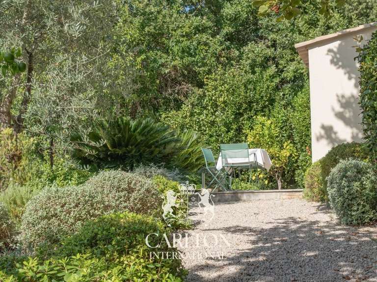 Villa Mougins - 5 bedrooms - 263m²