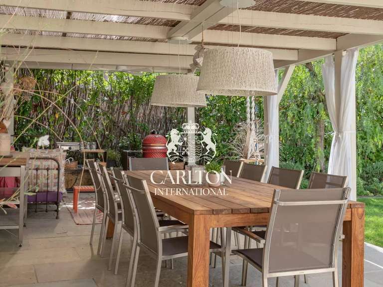 Villa Mougins - 5 bedrooms - 263m²