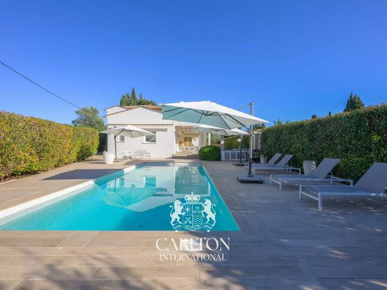 Villa Mougins - 4 bedrooms - 235m²