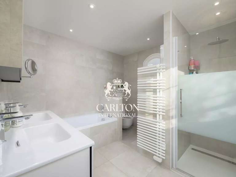 Villa Mougins - 4 bedrooms - 235m²