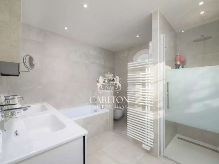 Villa Mougins - 4 bedrooms - 235m²
