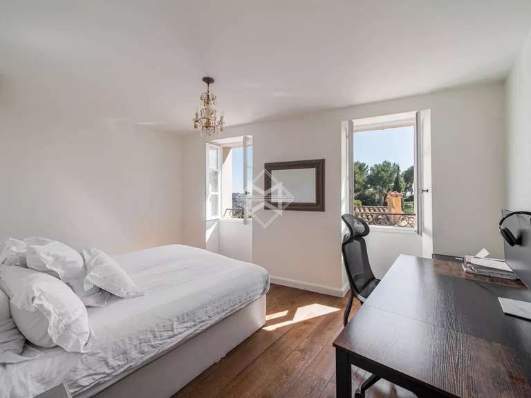 Villa Mougins - 2 bedrooms - 135m²