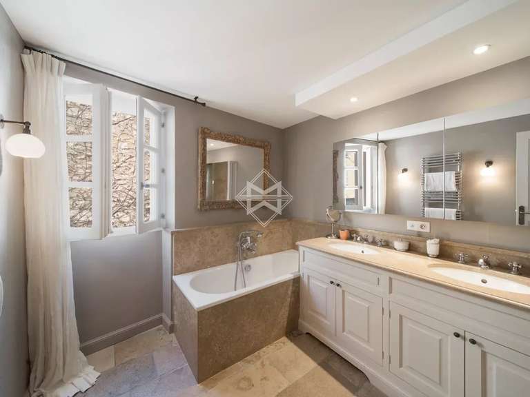 Villa Mougins - 2 bedrooms - 135m²