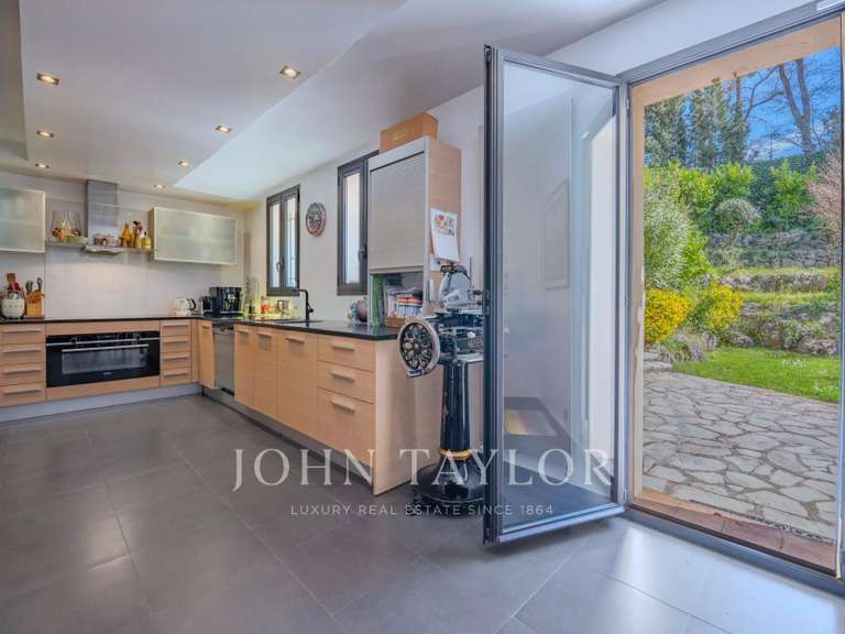 Villa Mougins - 5 chambres - 241m²