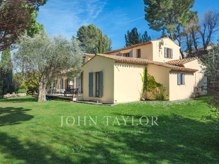 Villa Mougins - 5 chambres - 241m²