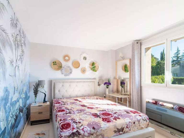 Villa Mougins - 5 bedrooms - 225m²