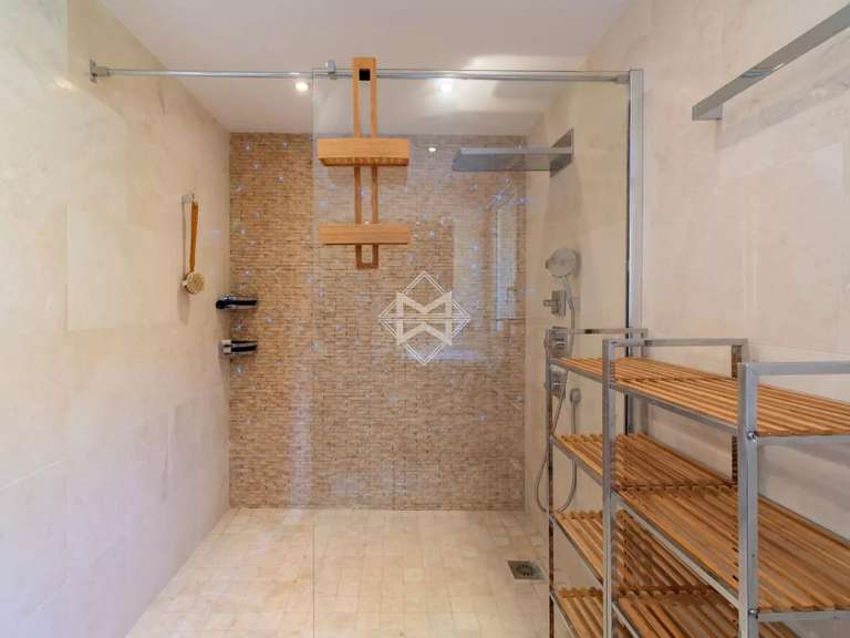 Villa Mougins - 5 bedrooms - 225m²