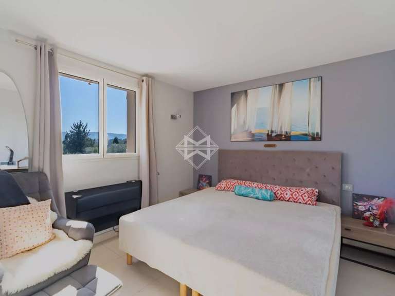 Villa Mougins - 5 bedrooms - 225m²