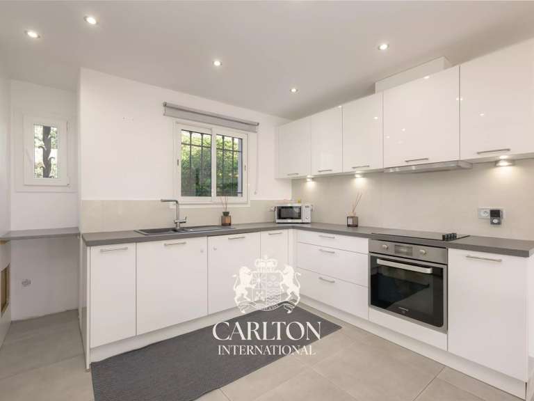 Villa with Sea view Mougins - 3 bedrooms - 94m²