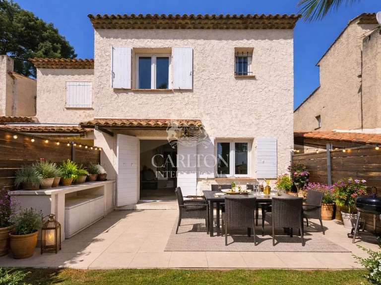 Villa with Sea view Mougins - 3 bedrooms - 94m²