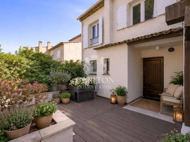 Villa with Sea view Mougins - 3 bedrooms - 94m²