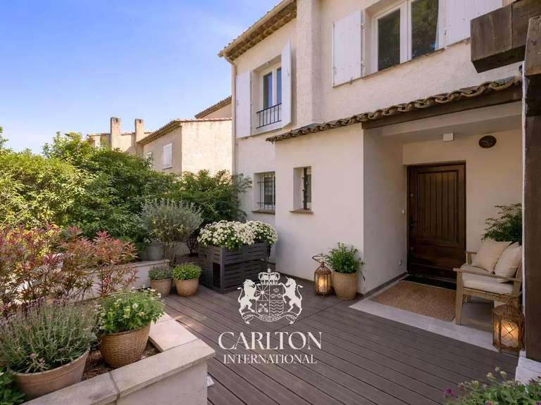Villa with Sea view Mougins - 3 bedrooms - 94m²