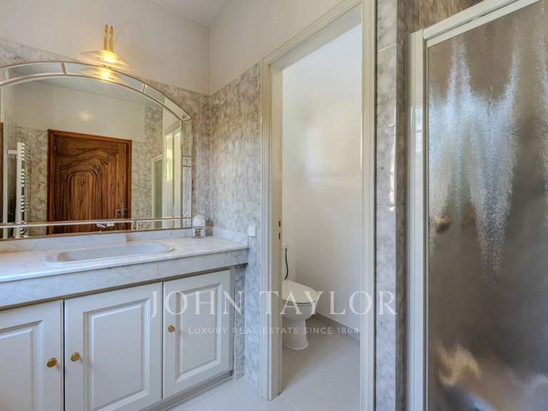 Villa Mougins - 5 bedrooms - 440m²
