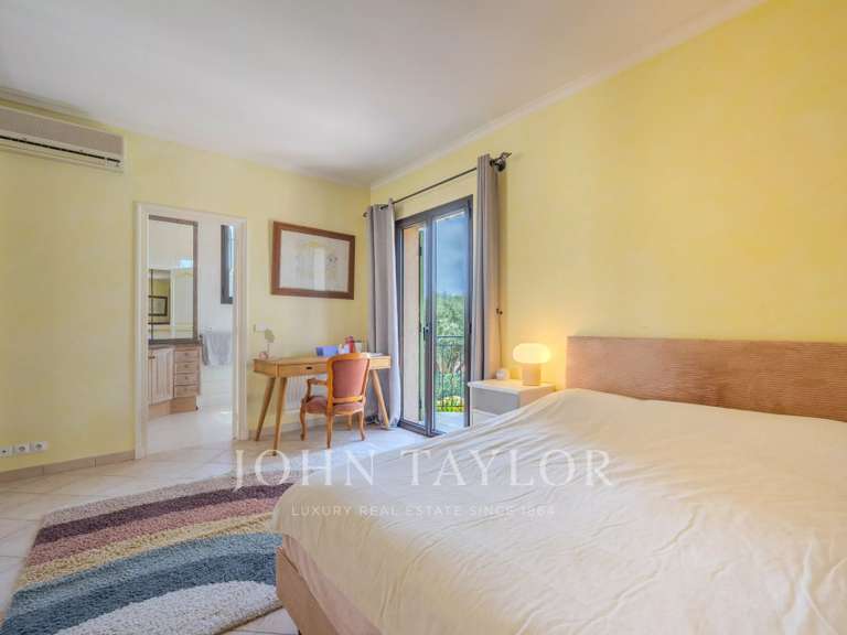Villa Mougins - 5 bedrooms - 440m²