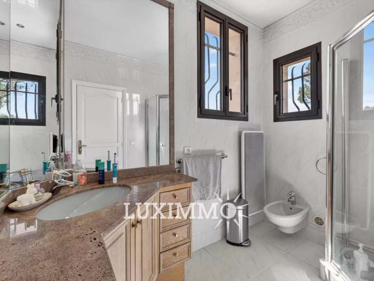 Villa Mougins - 6 chambres - 322m²