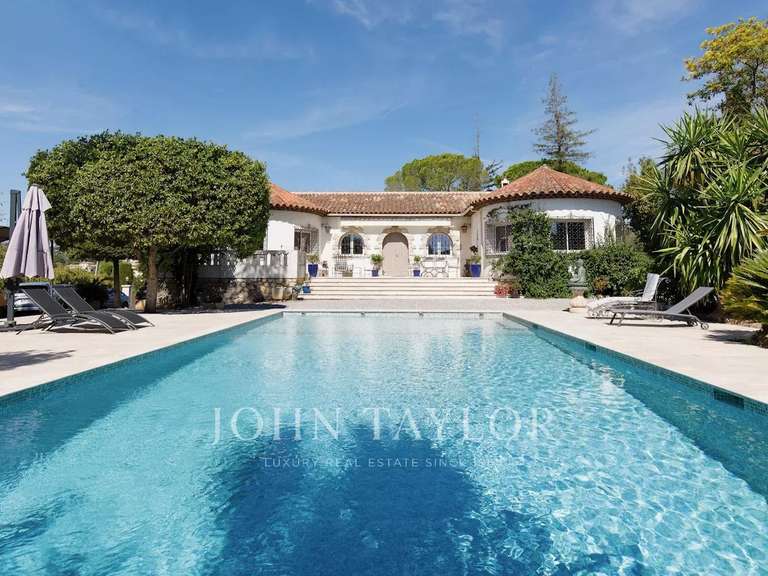 Villa Mougins - 5 chambres - 266m²