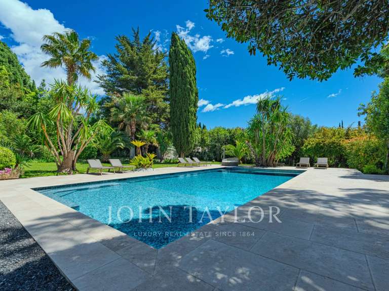 Villa Mougins - 5 chambres - 266m²