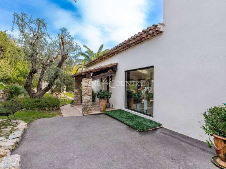 Villa with Sea view Mougins - 5 bedrooms - 198m²