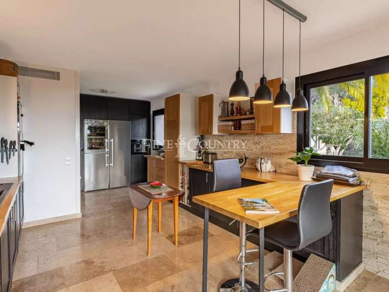 Villa with Sea view Mougins - 5 bedrooms - 198m²