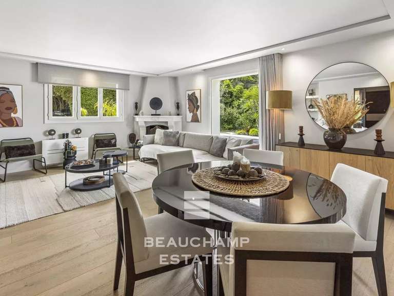 Villa Mougins - 5 bedrooms - 220m²
