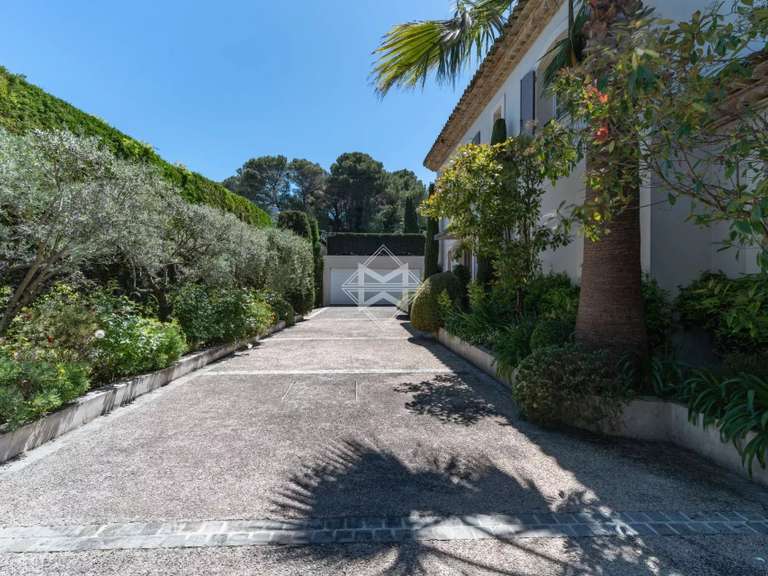 Villa Mougins - 4 bedrooms - 290m²