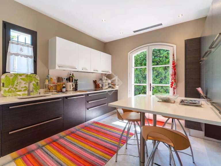 Villa Mougins - 4 bedrooms - 290m²