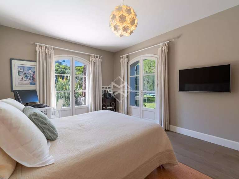 Villa Mougins - 4 bedrooms - 290m²